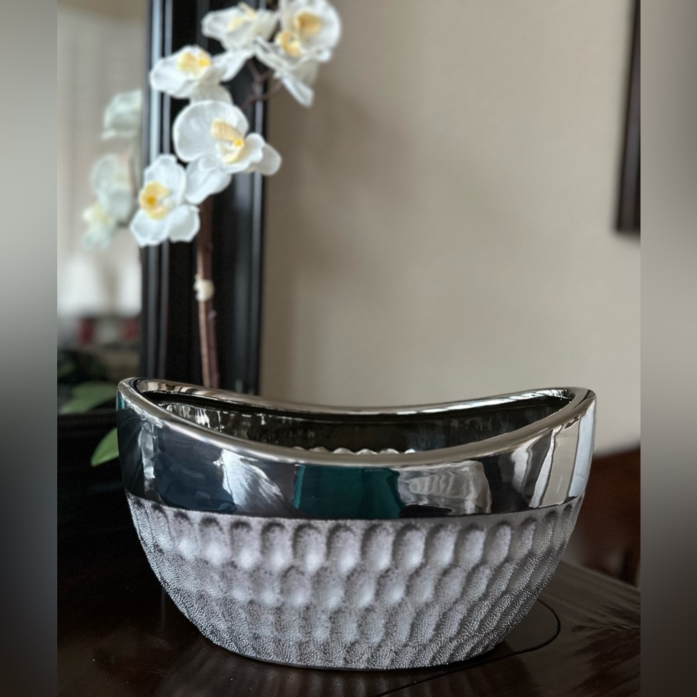 DesignPac Oval Silver Ceramic Bowl